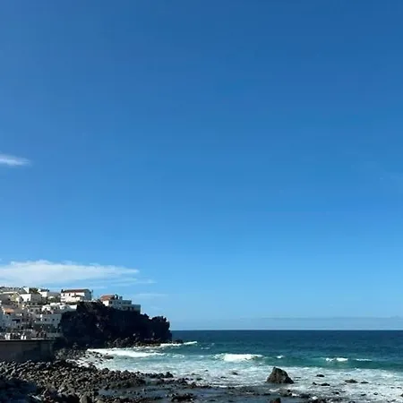 דירה Ocean Breeze Retreat *