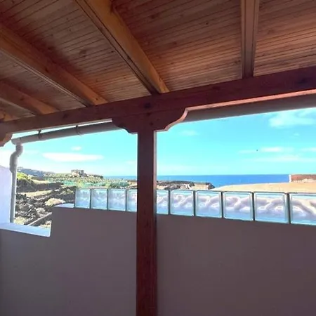 Ocean Breeze Retreat *